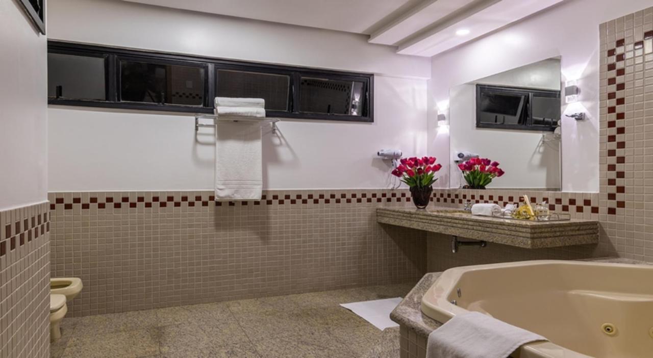 Hotel Dan Inn Uberlandia By Nacional Inn ภายนอก รูปภาพ